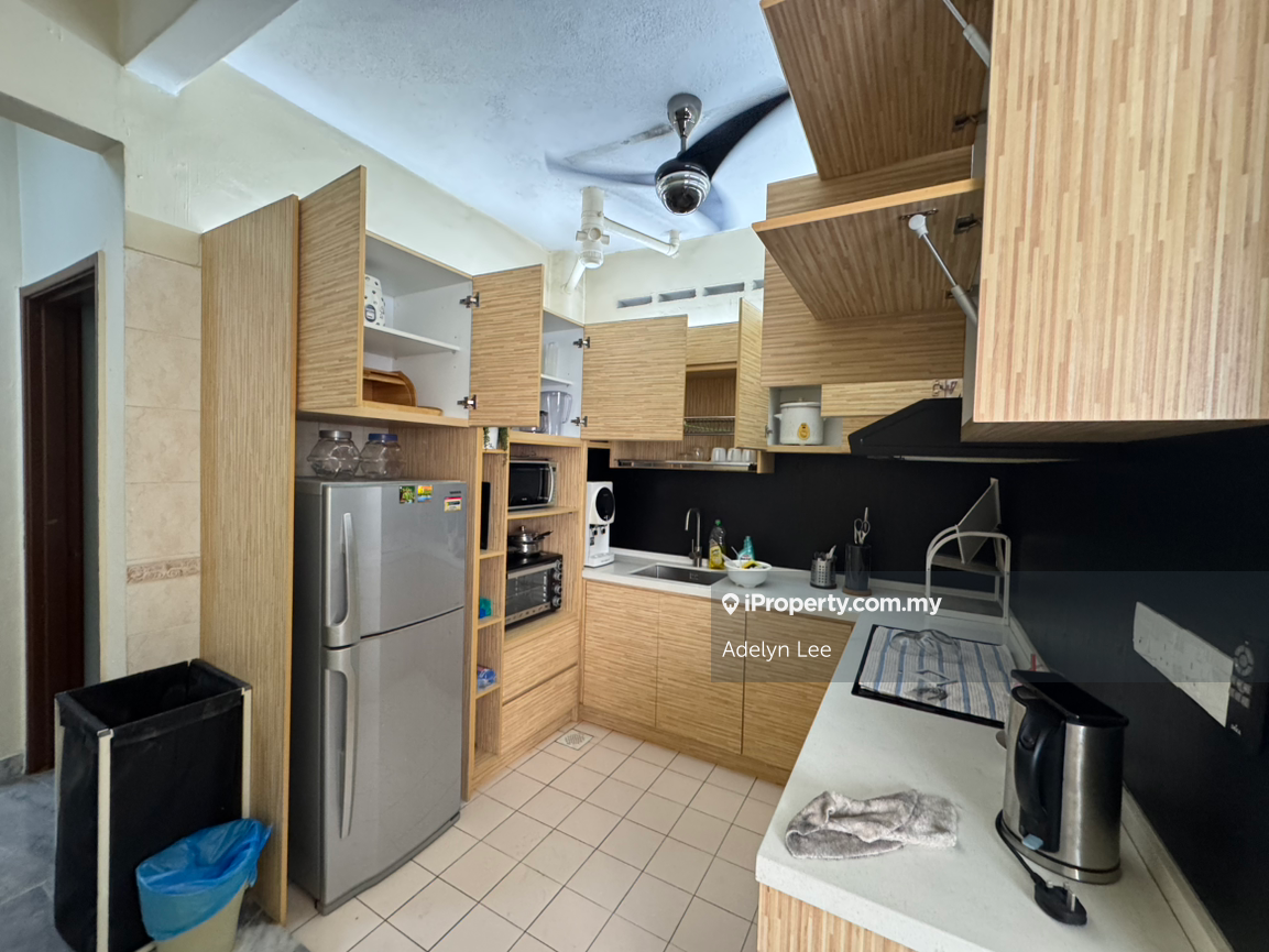 Court 10 fully furnished for rent