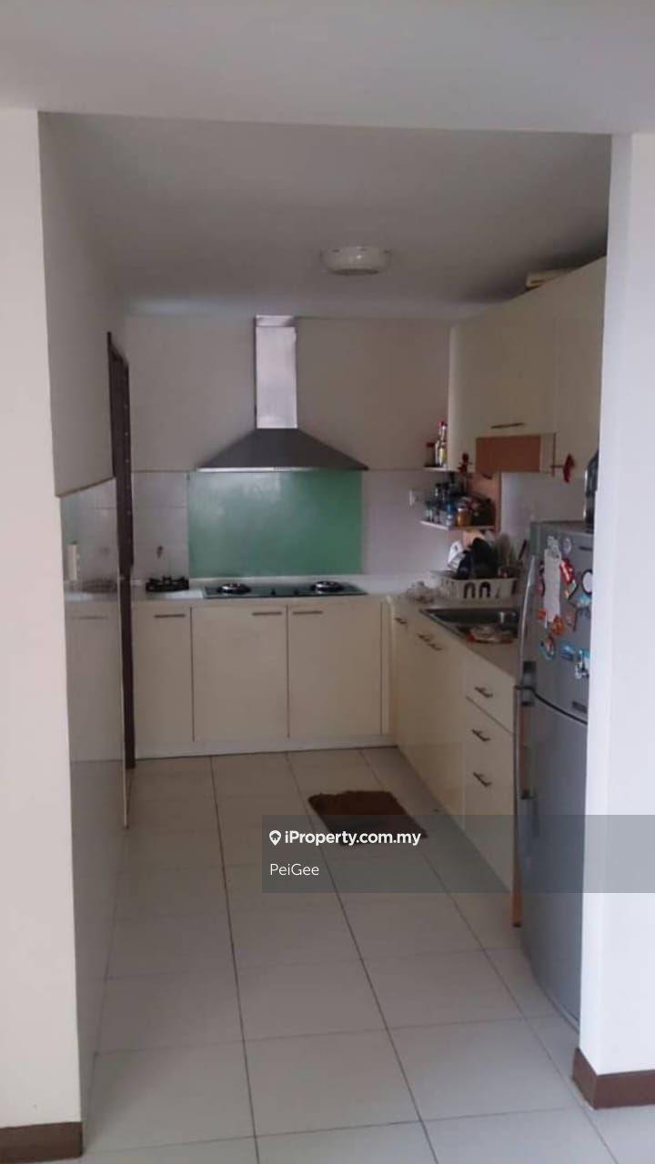Almost Fully Furnished Saffron Sentul for Rent