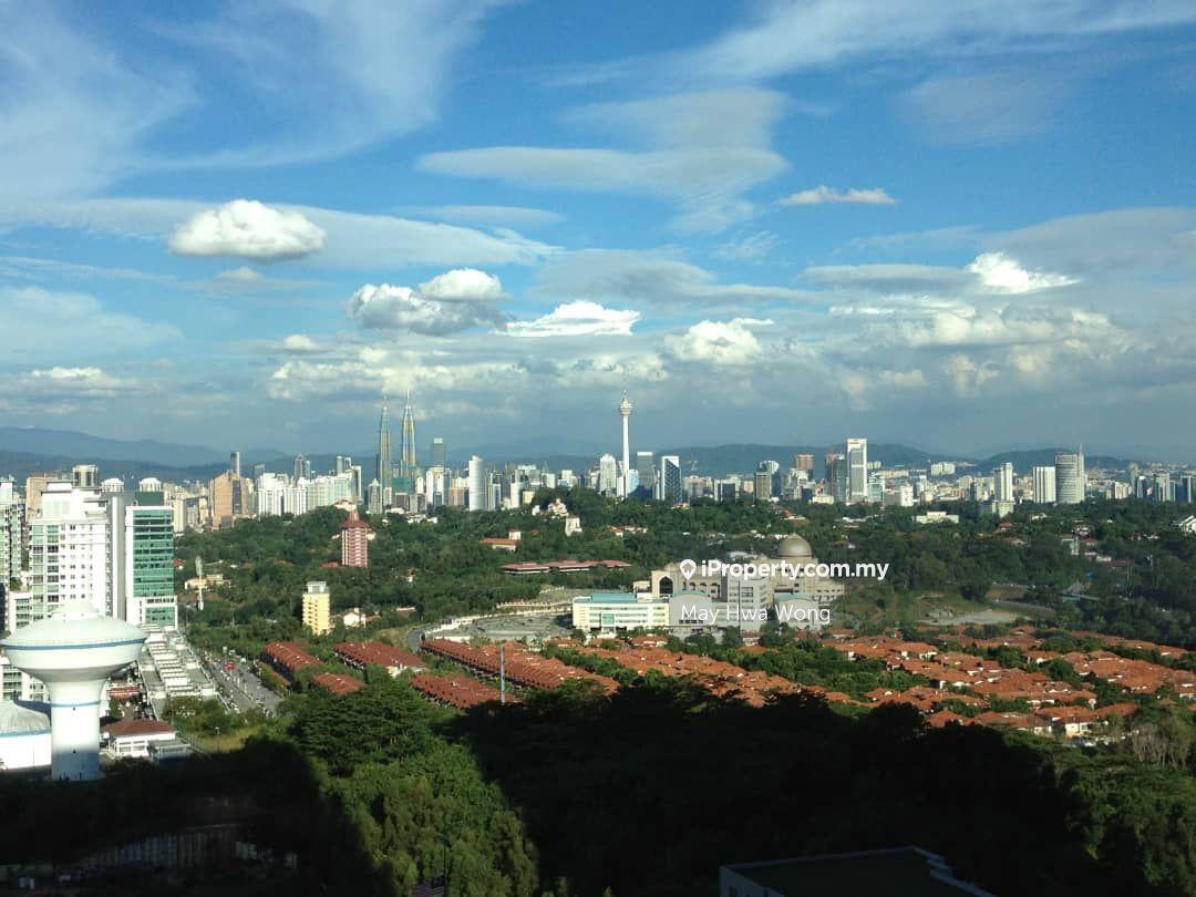 Best Buy unit with KL view
