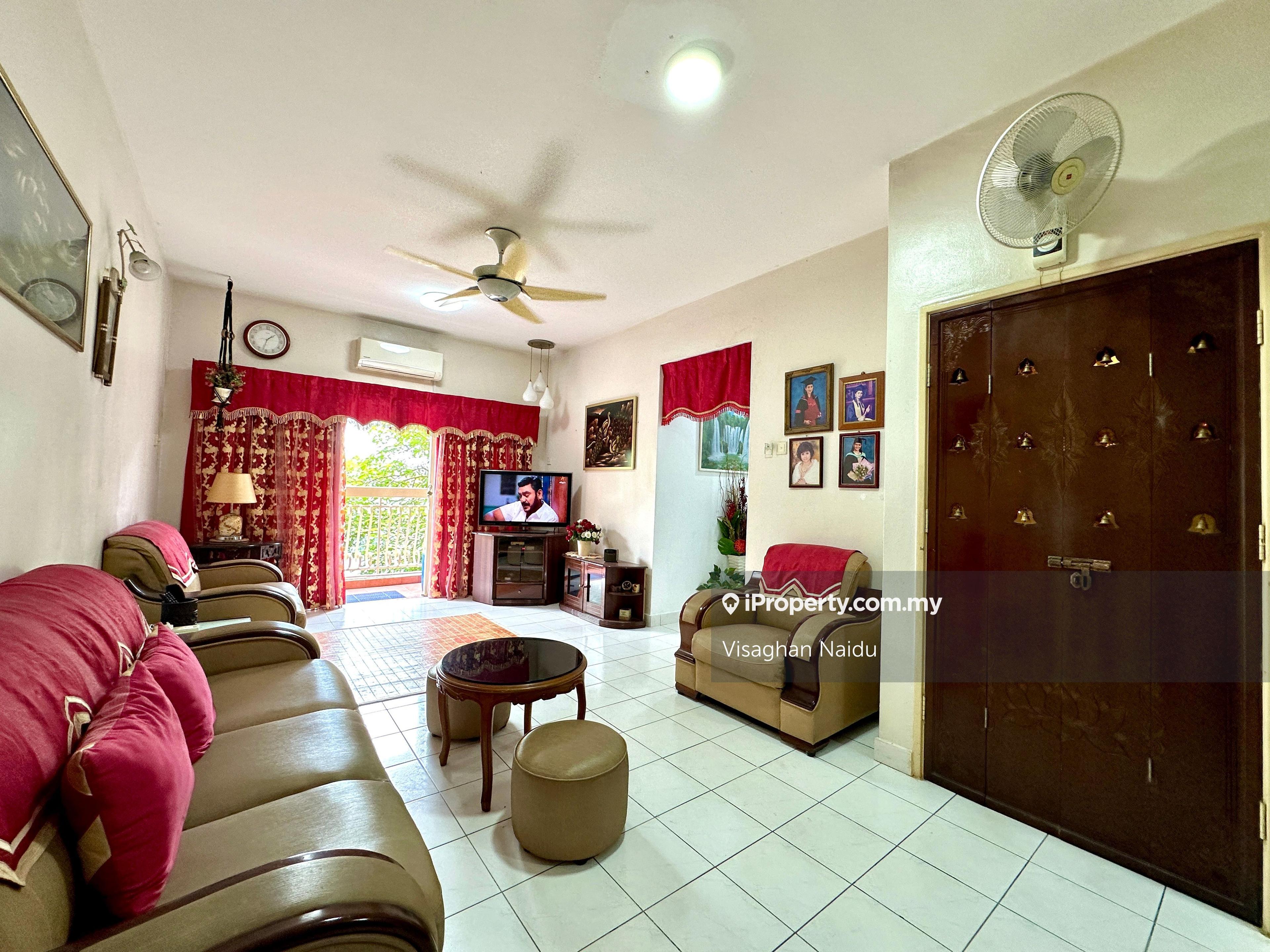 Well renovated 3 bedder apartment for sale!