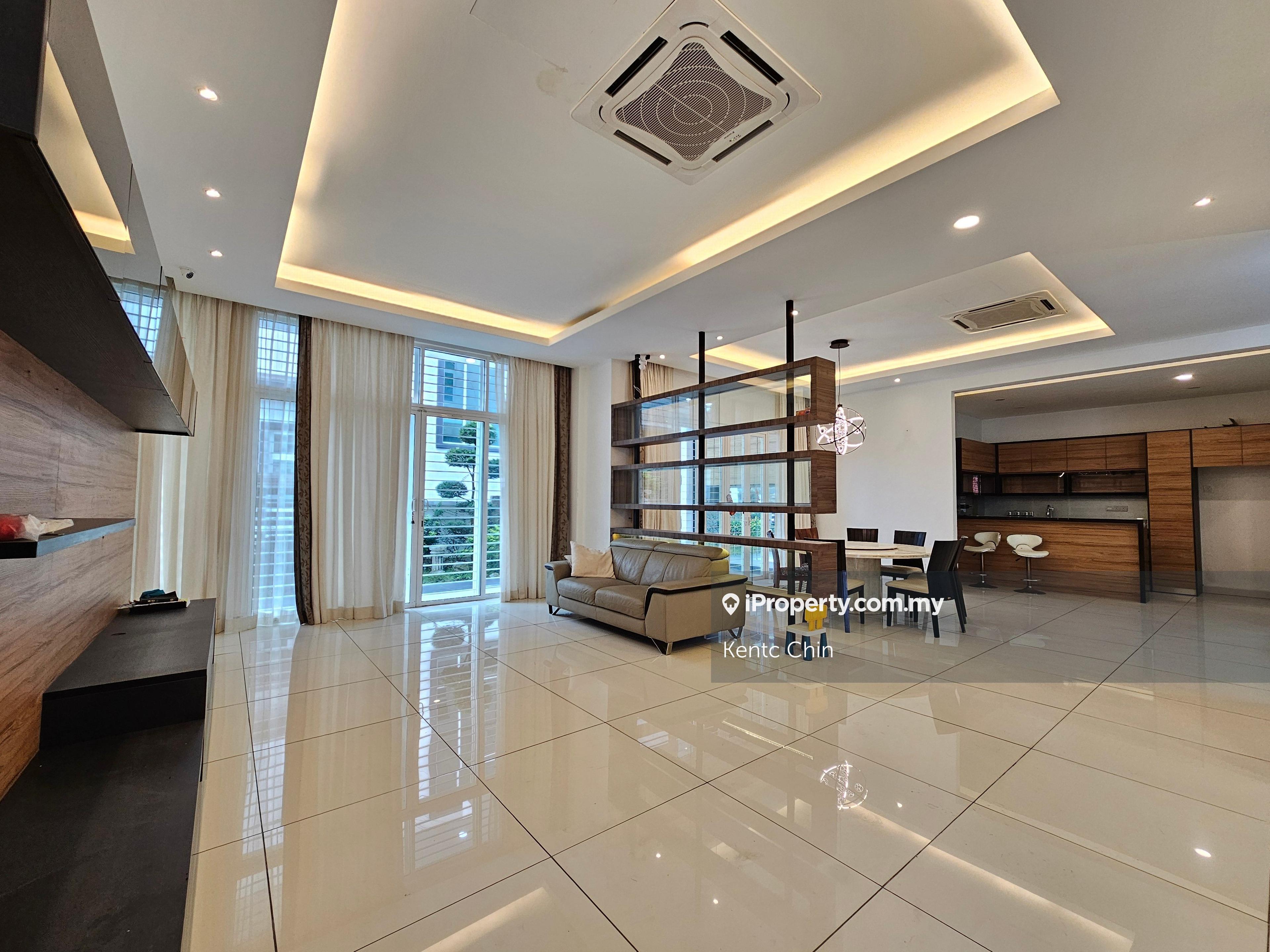 Super Nice renovated bungalow @ Wira heights
