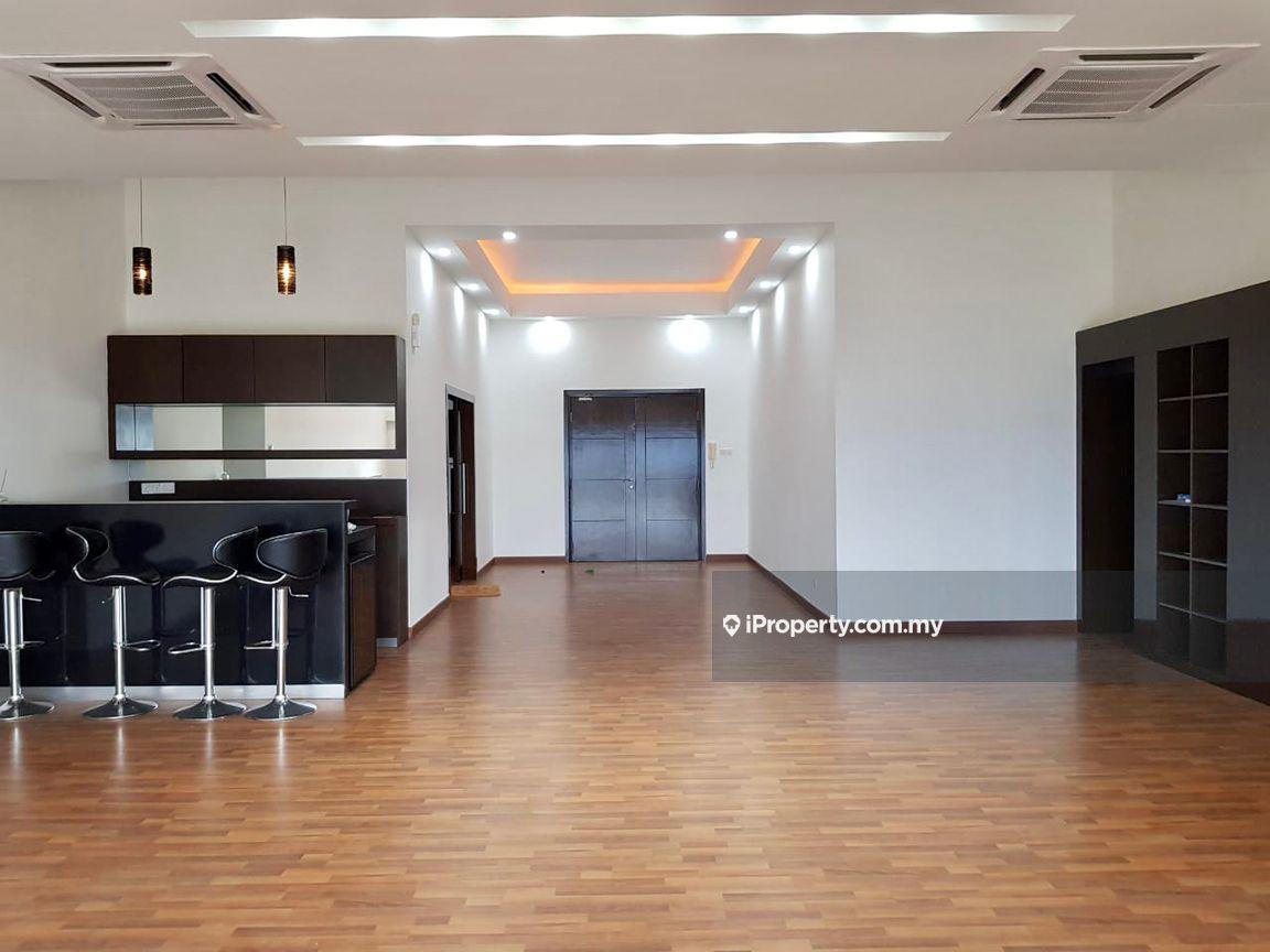 Serviced residence for Sale