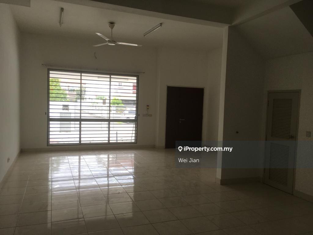 2 Storey House with Kitchen Cabinet 