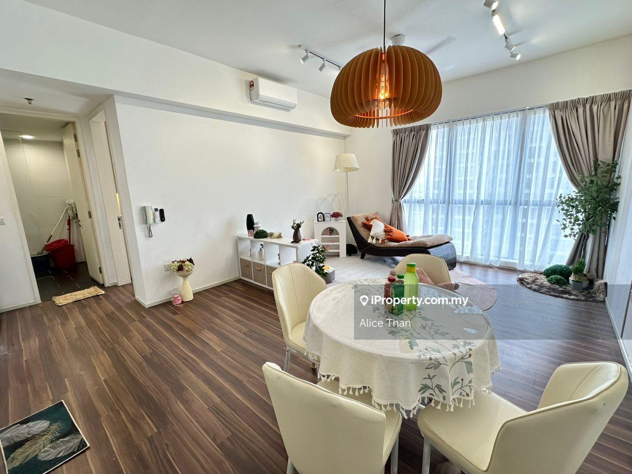Sqwhere whole unit with fully furnished available for rent now