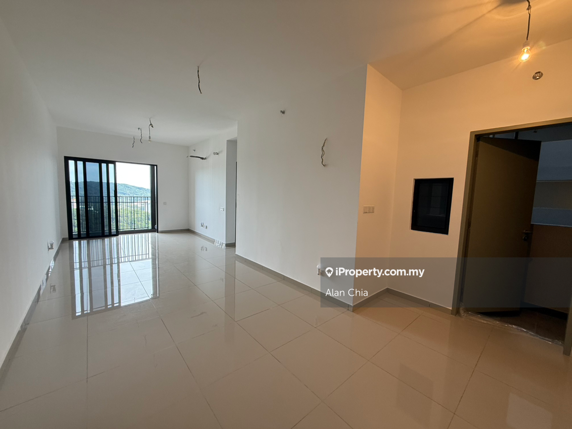 Brand new d quince 3 bedroom actual unit with partly furnish