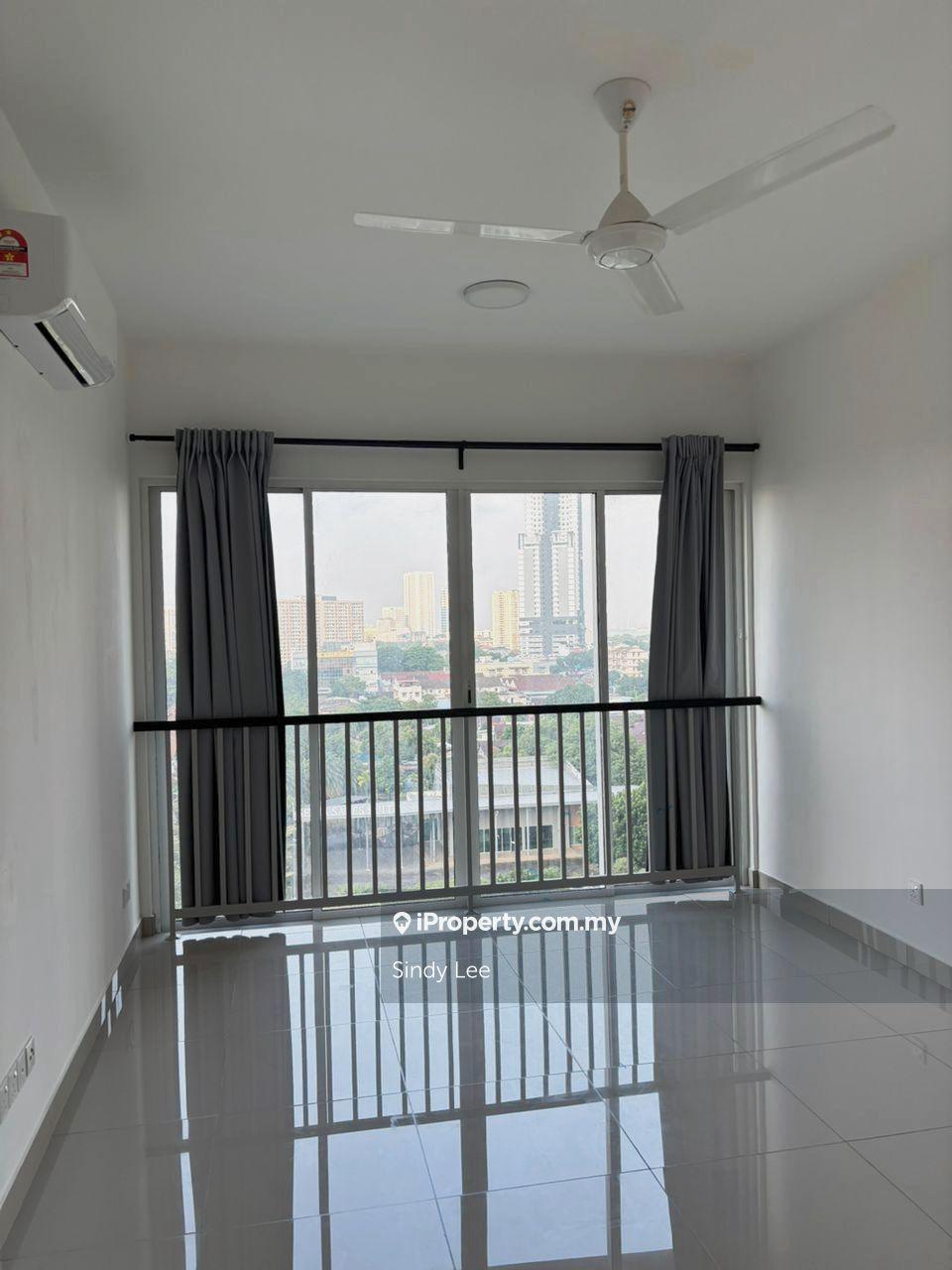 Move in condition!! Nice view!!