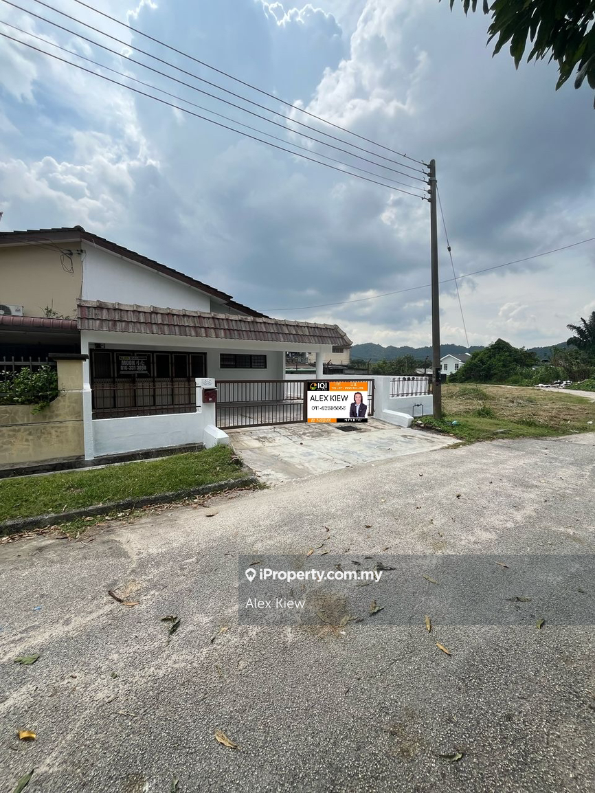 Kampung Simee Single Storey Semi D House For Sale 