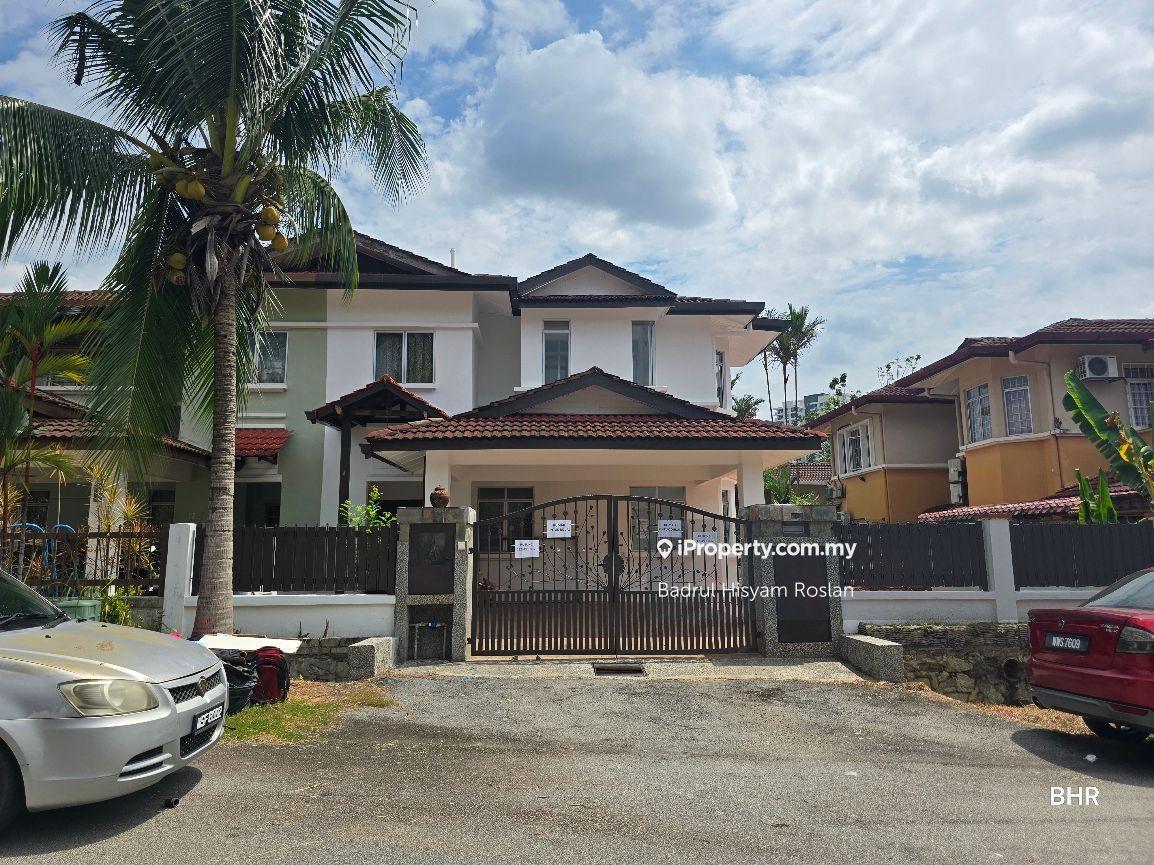Move In Renovated Semi Detach House Sp5 Bandar Seri Putra Bangi