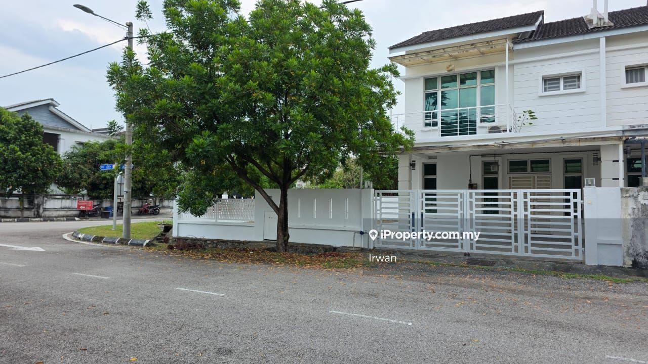 Huge Land Area 3145sqft, Modern Design Semi D