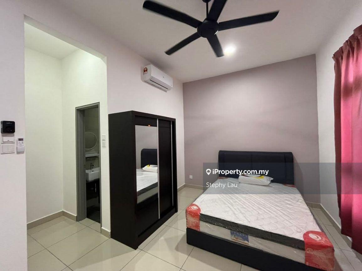 Fully Furnished D7 