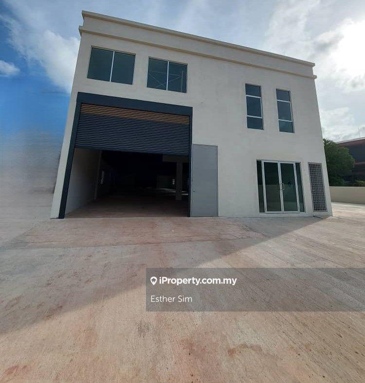 Detached Factory with Limited Unit For Sale