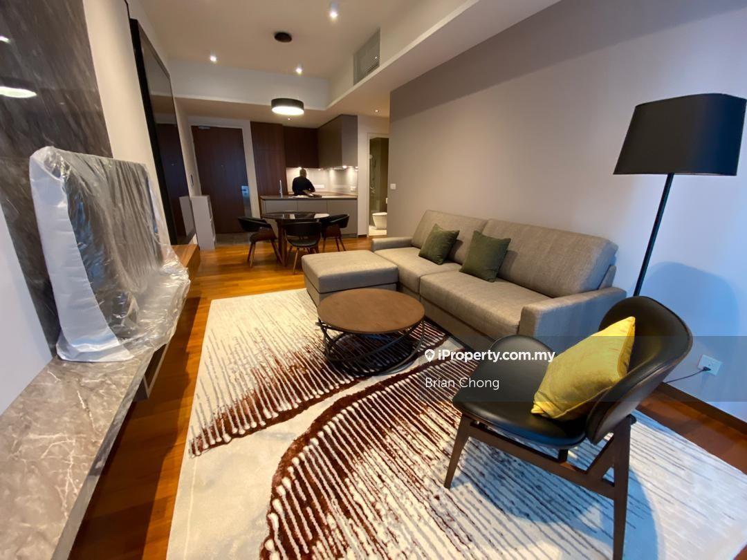 Fully furnished. Nice facilities. In the heart of KLCC.