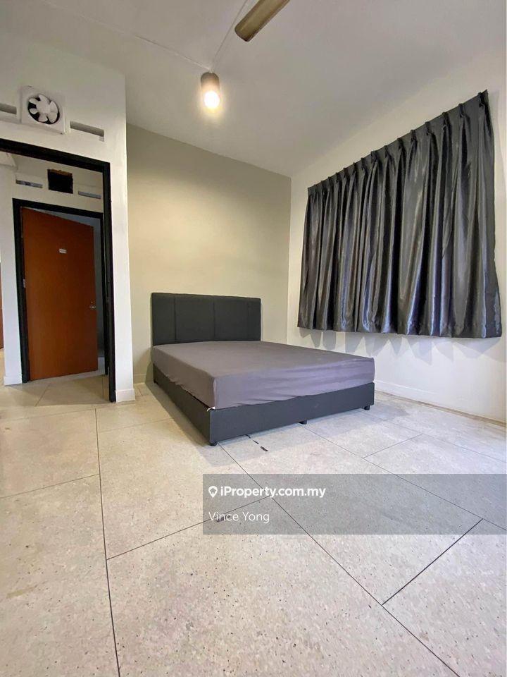 Room available in Jim Quee Johor Baharu near to JB Sentral