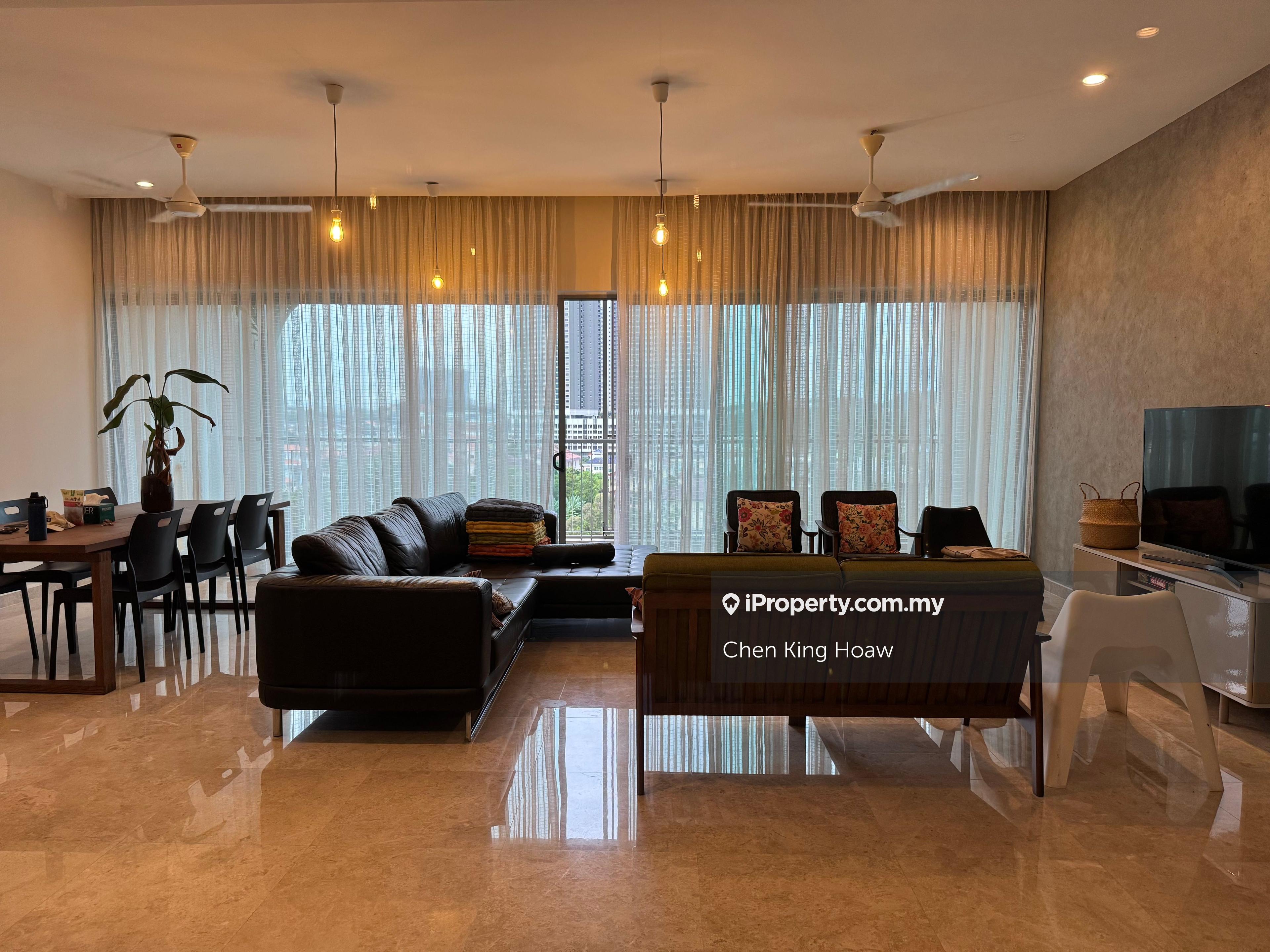 A 3 bedroom condominium in km1 east for sale 