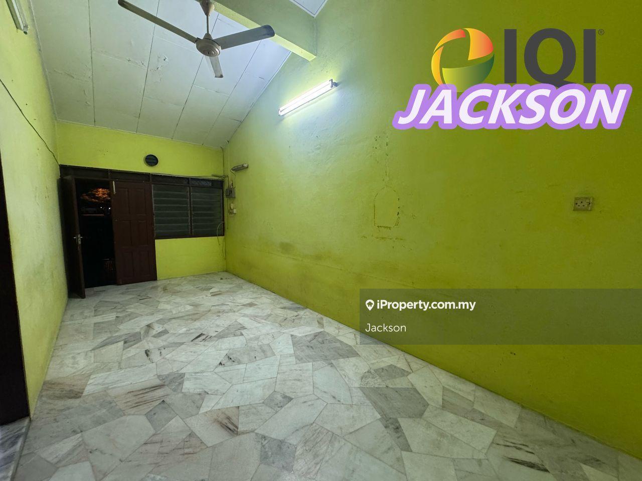 Tmn sejati terrace house for rent near to icon city