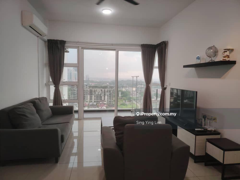 Pinnacle Tower - Fully Furnished & With Balcony Unit