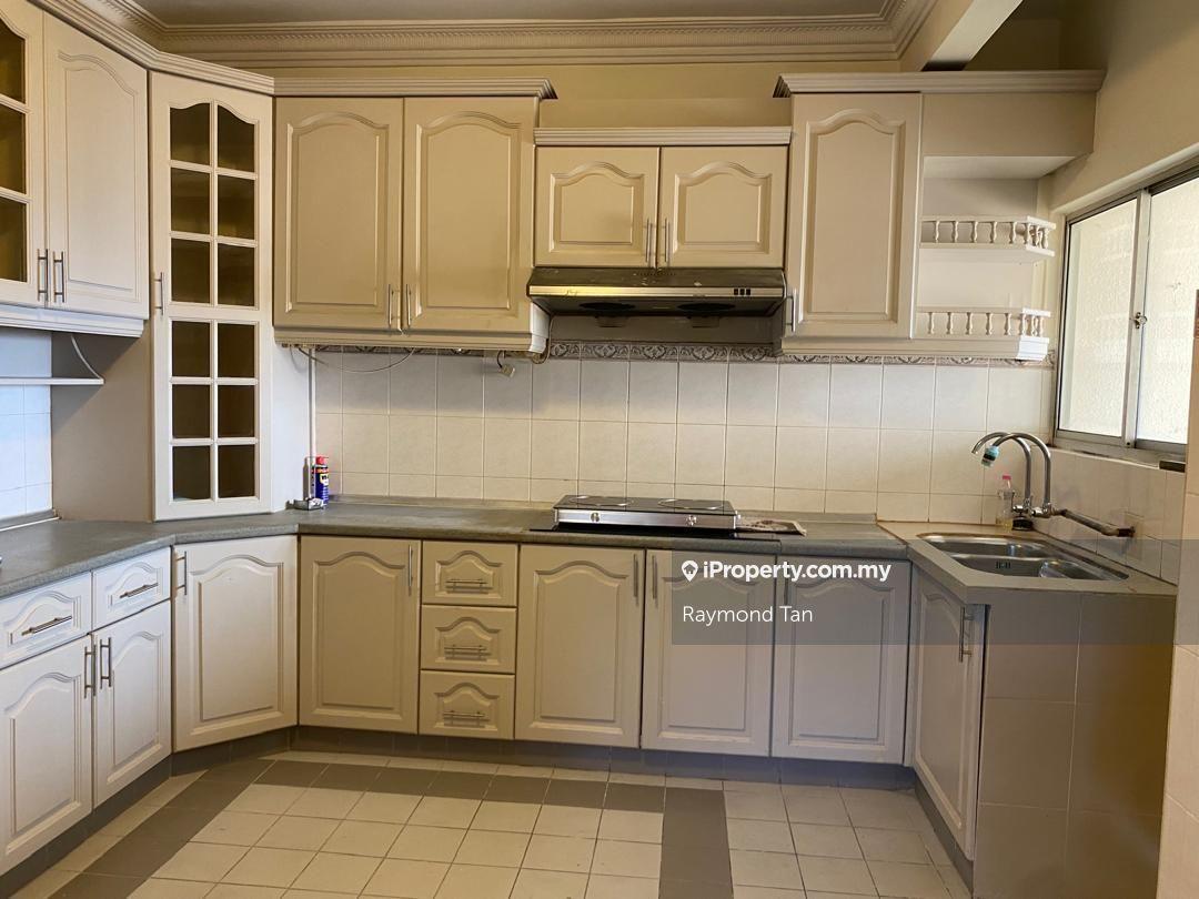Duplex Condominium For Sale Sek 14, Petaling Jaya, short walk to LRT