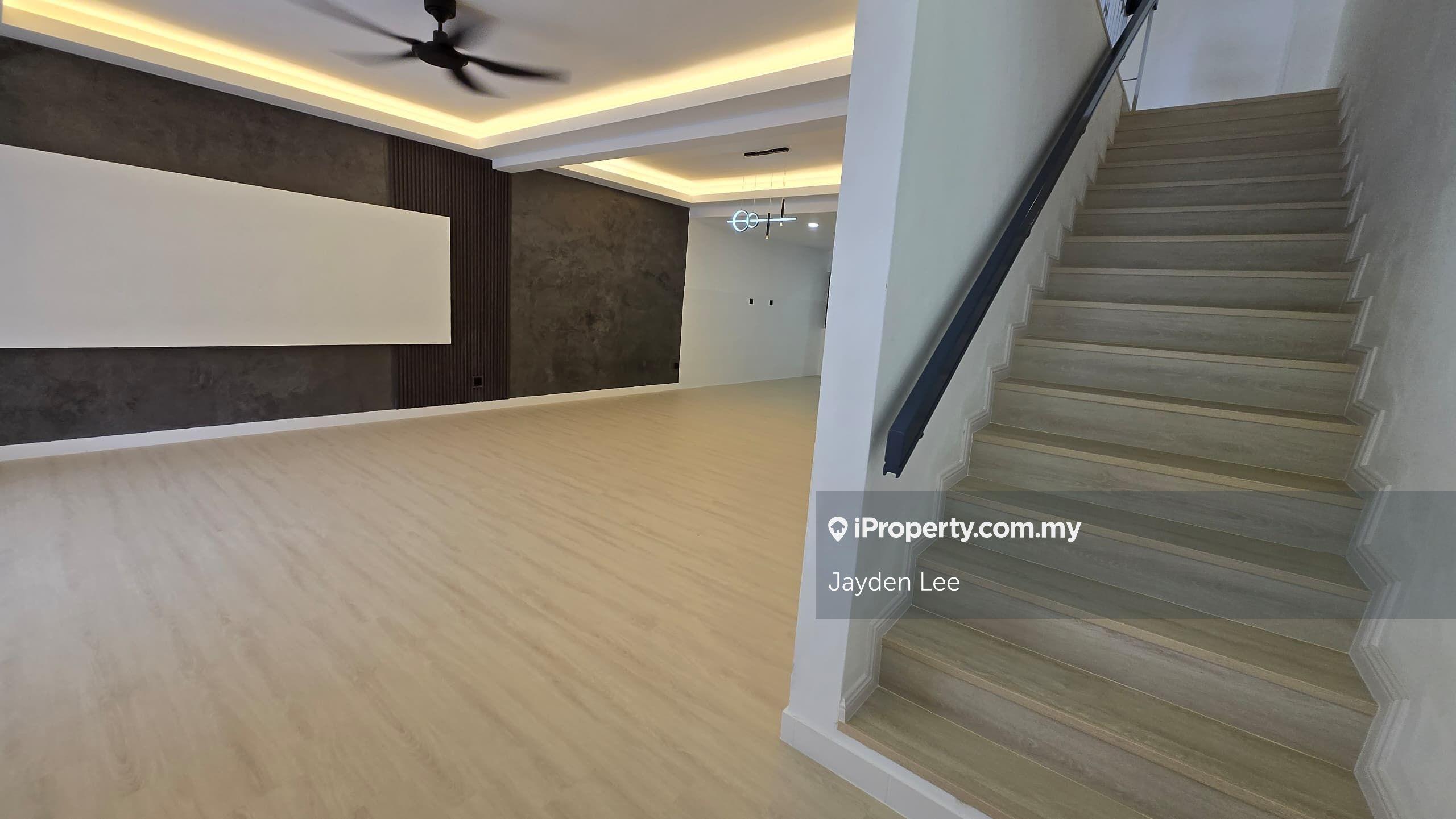 Renovation 2 Sty Jalan Bu 12 Bandar Utama 22x75sf