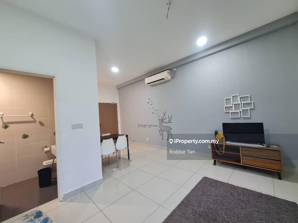 Medini Apartment For Sale