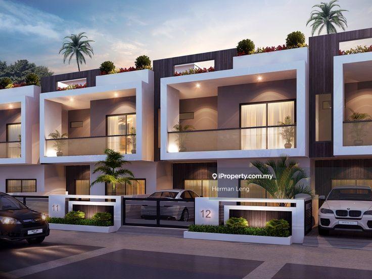 Freehold & Individual Title 2 Storey In Nilai Matured Development !
