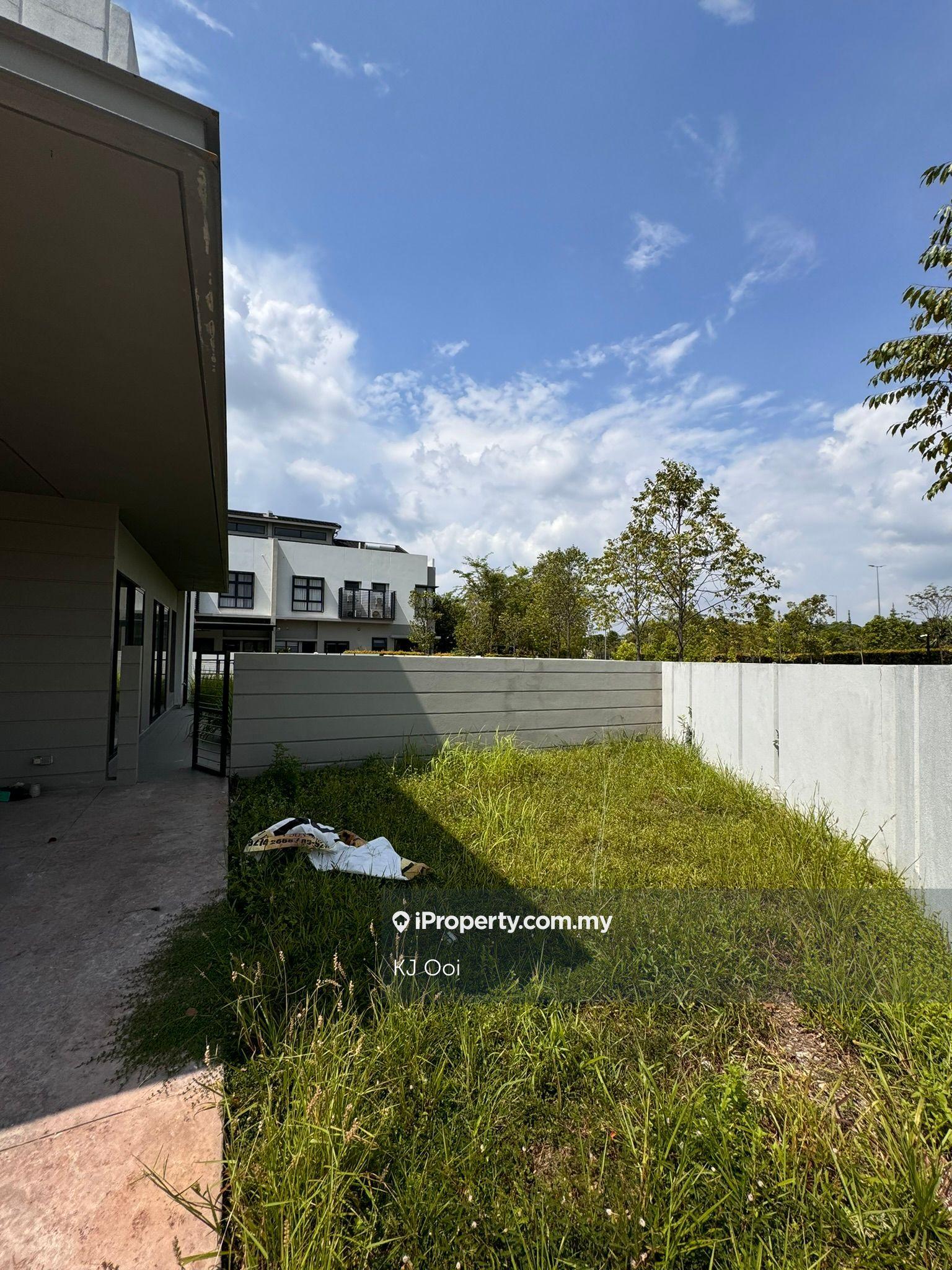 Dalia Residence @Tropicana Aman Semi D For Sale ( Corner Lot )