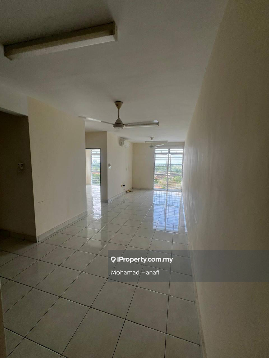 Well Maintained Unit