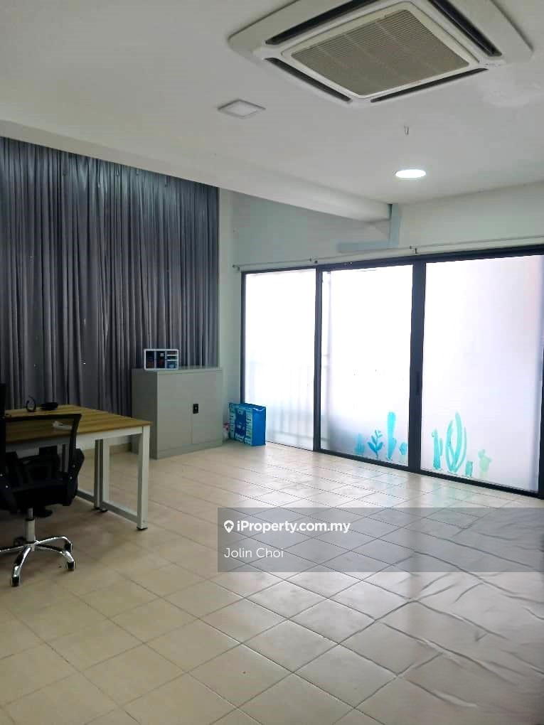 Setiawalk good deal duplex office unit for sale with 1 carpark