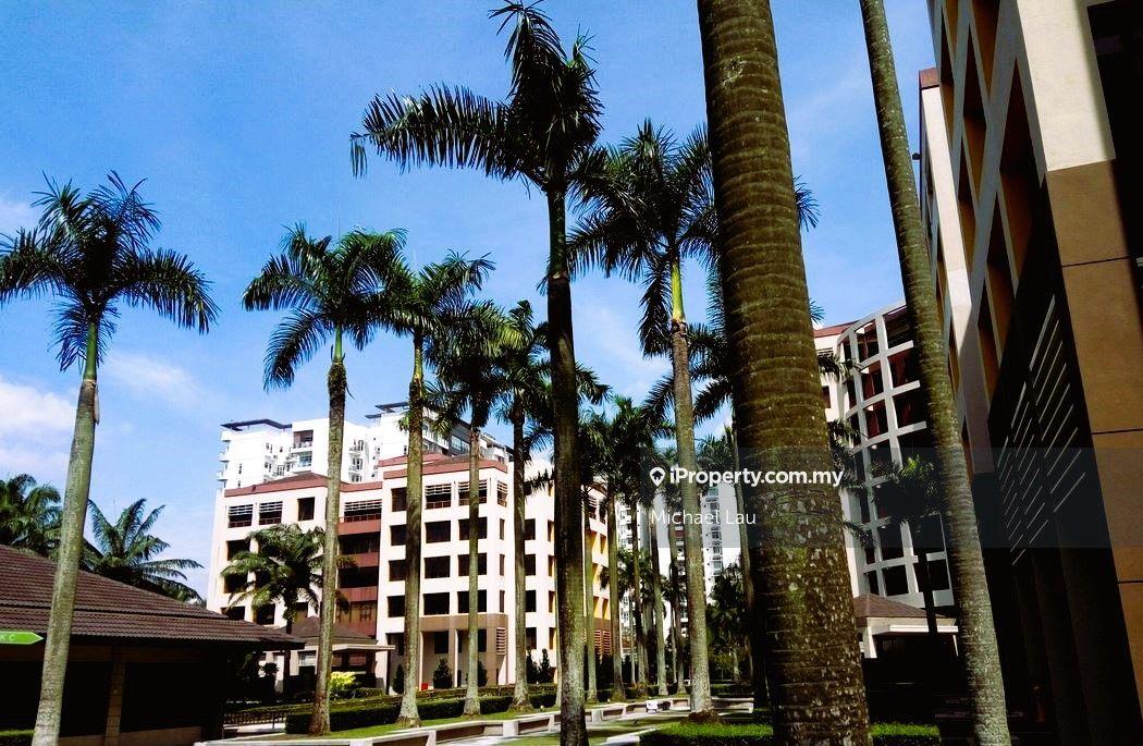Close to Subang Airport And Access To Train Station