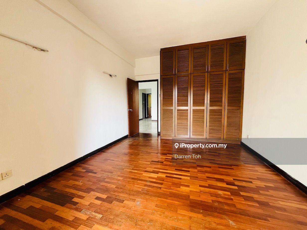 Puteri Palma Condominium for Sale
