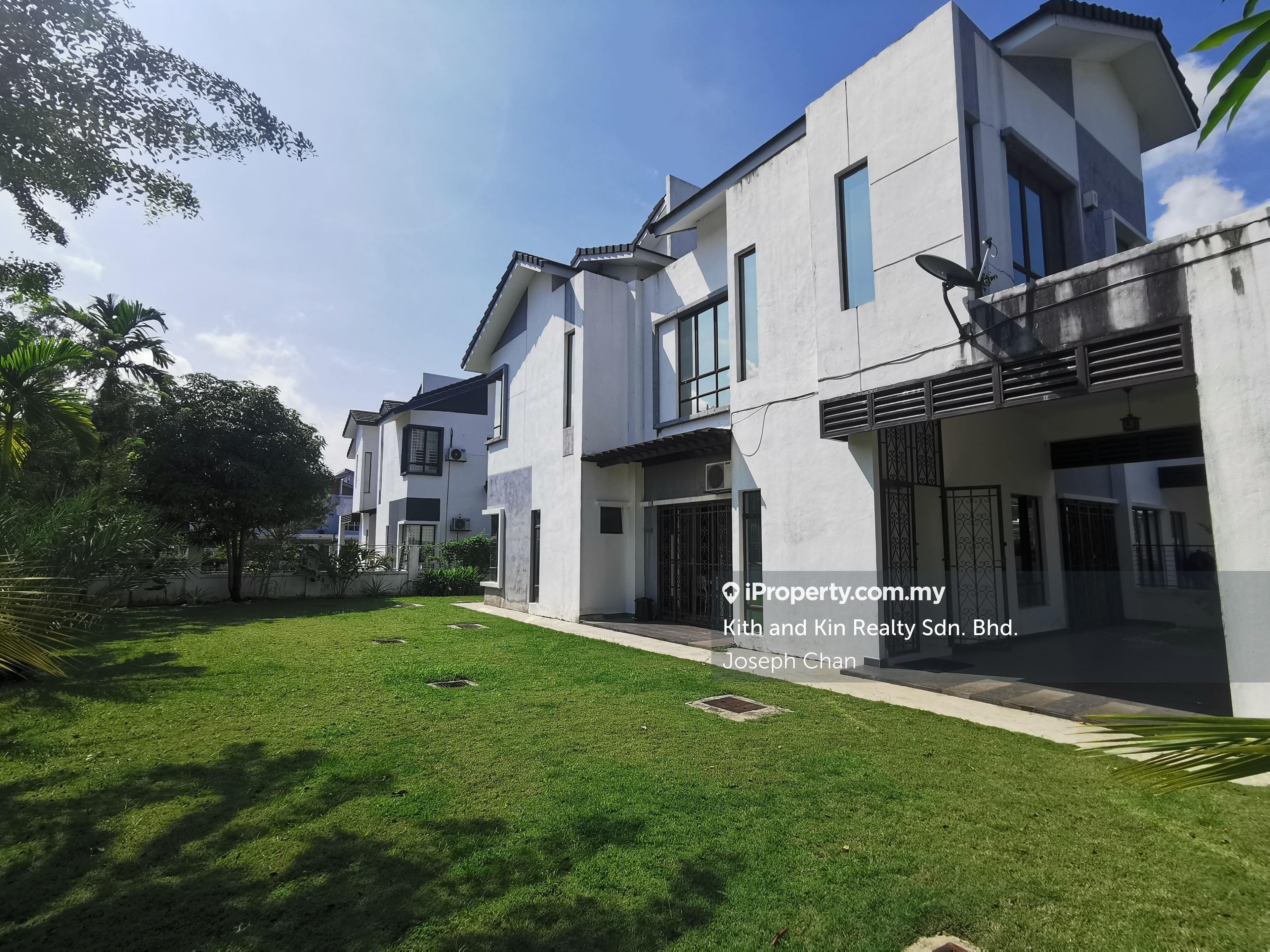 Semi-D house for Sale