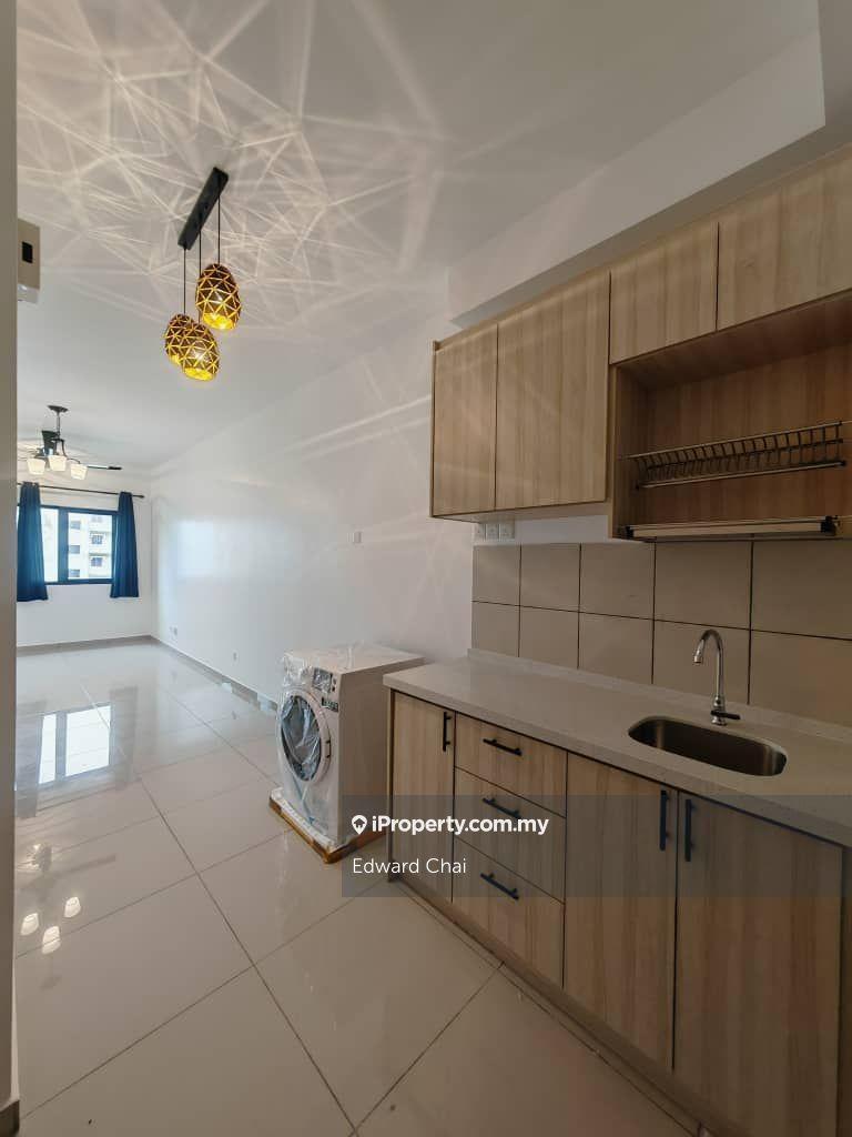 Brand New Simple Partial Furnished 2 Bedrooms Unit @ D'Vervain