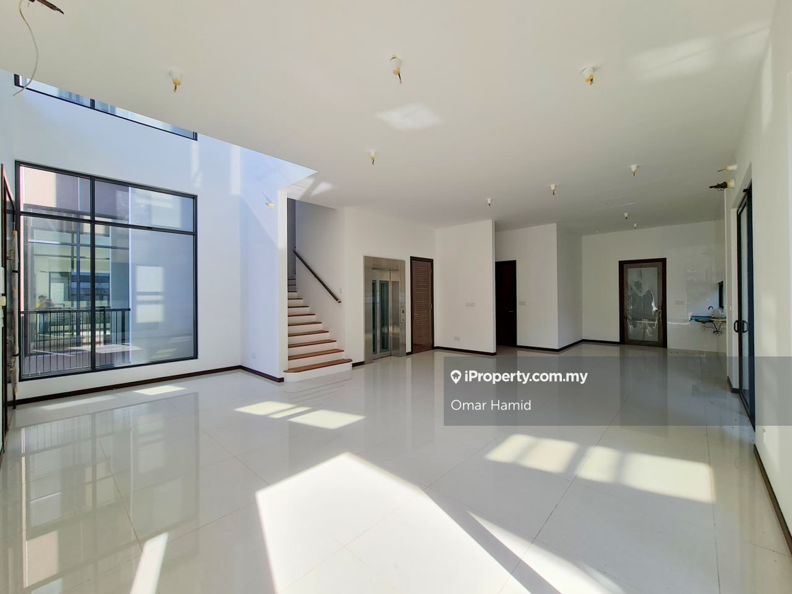 Superb 3 Storey Semi D with Lift Sierra Hijauan Ukay Perdana Ampang
