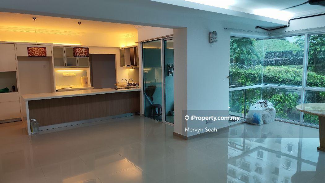 Uban Residence 1946 Sqft 2 Car Park Renovated Low Density Worth Deal