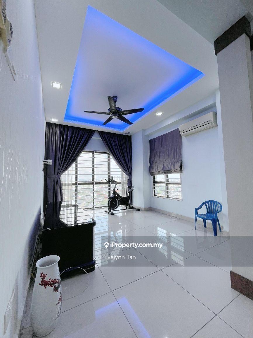 Special Offer Fully Renovated Condo @ Park 51, PJ for Sale