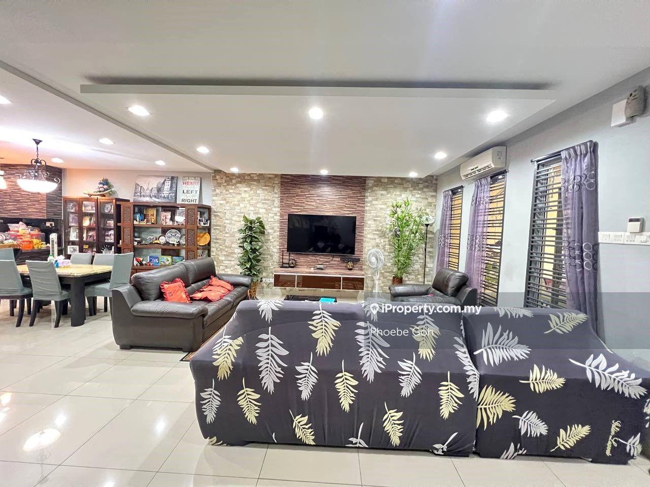 Lake View - Taman Seri Austin Double Storey Terrace ( 22 x 75 )