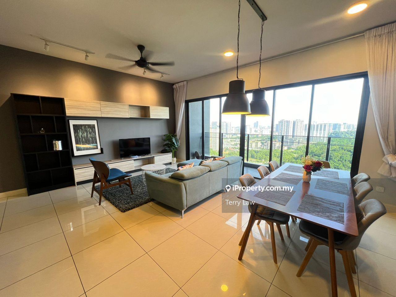 ID Design unit with Balcony for Rent in September