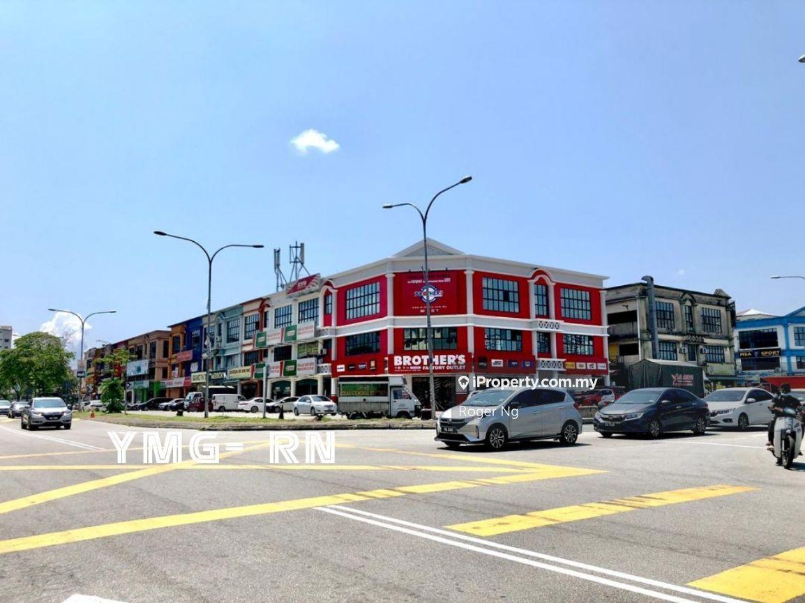 3 Sty Corner Shoplot, Prime Location For Sale