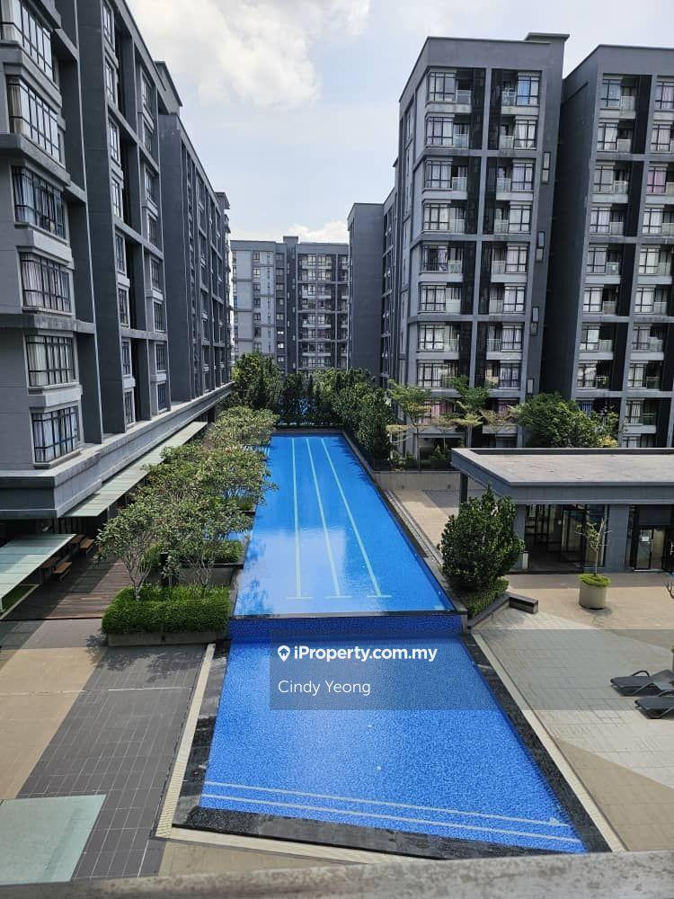 Utrapolis Gleanmarie Service Residence 