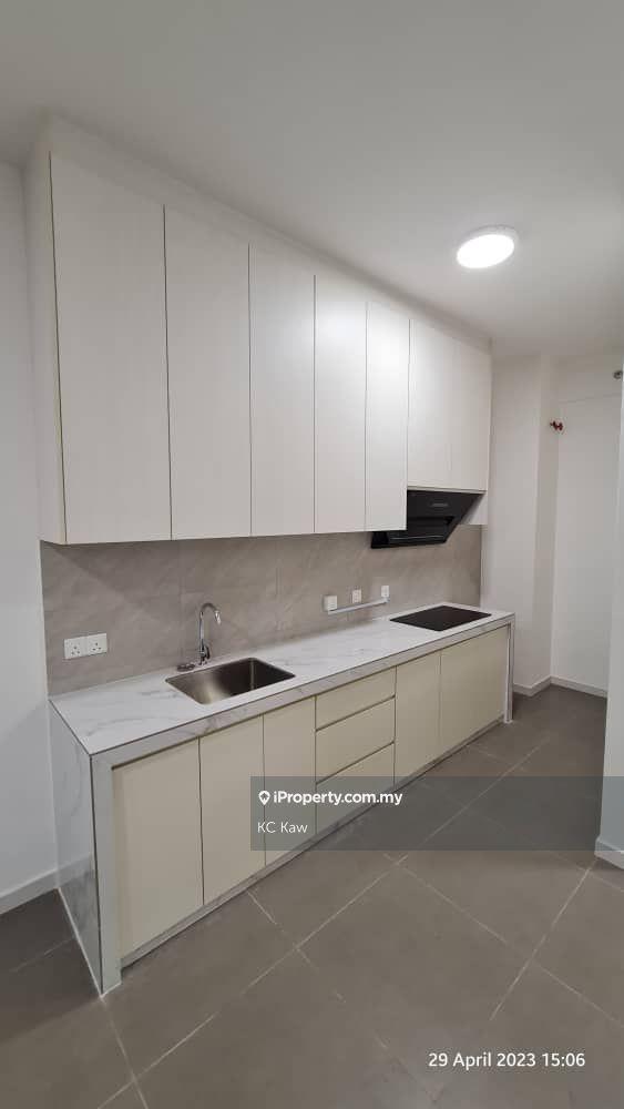 Super Below Market Price, Cheap Unit for Sale, Ready Move In & Viewing