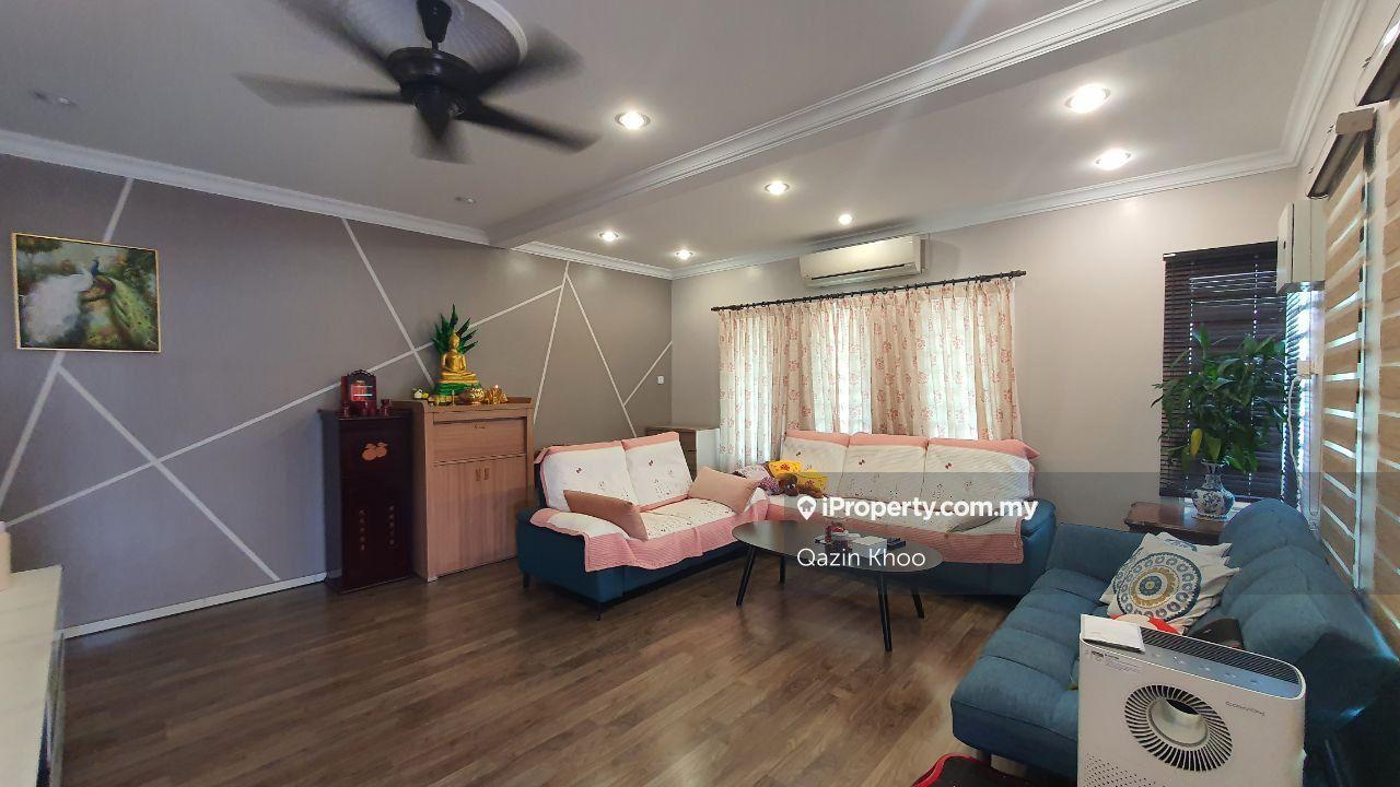 Fully Renovated, Corner Unit, Mezzanine Floor, Good Condition