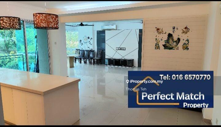 The Uban Residence Condominium - 1946 sq ft size with Swimming Pool