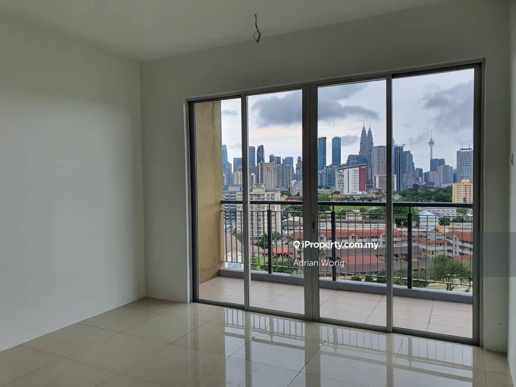 Platinum Splendor Residensi Semarak - KLCC view