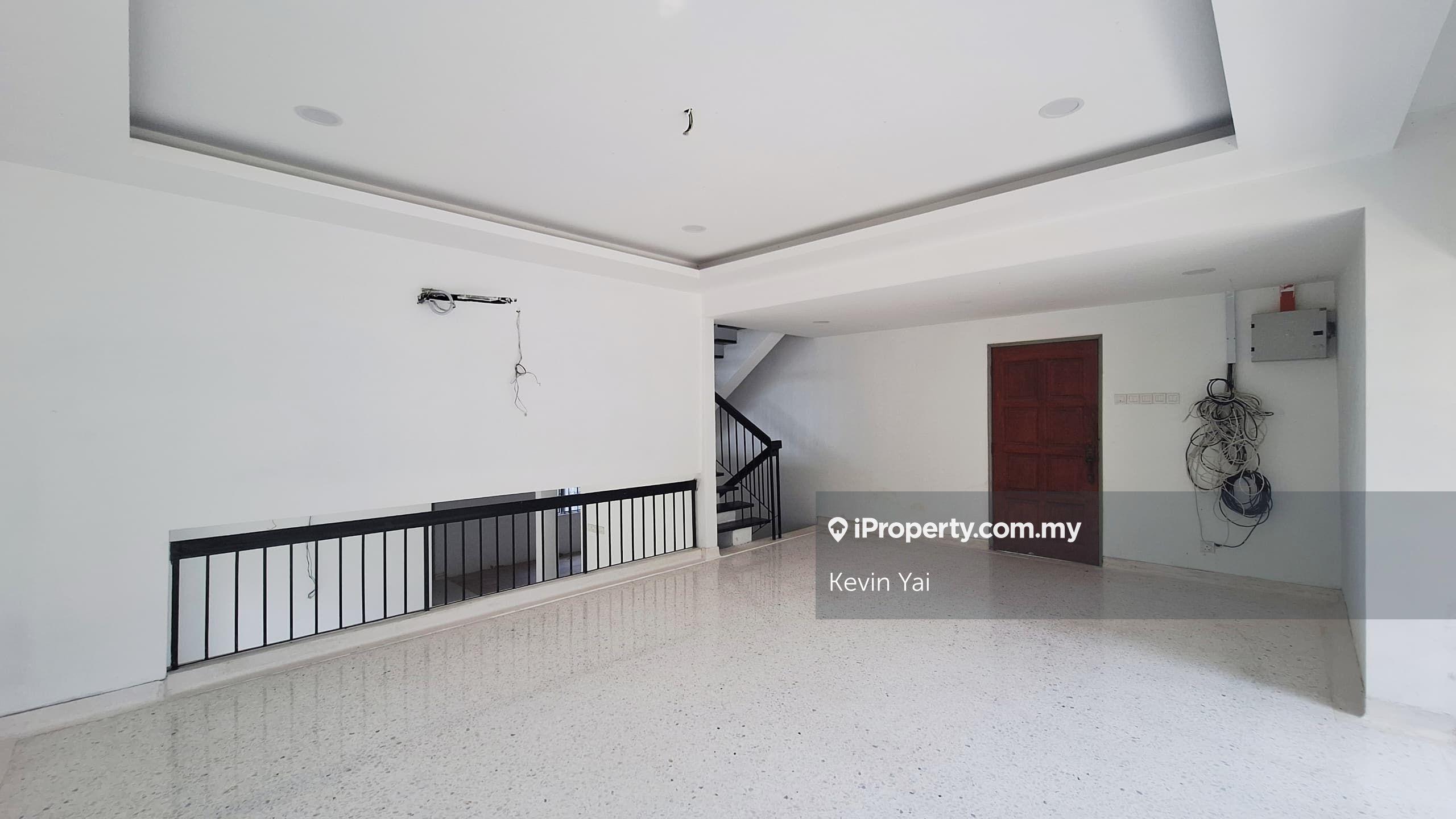 Semi-D House for Sale in Seputeh