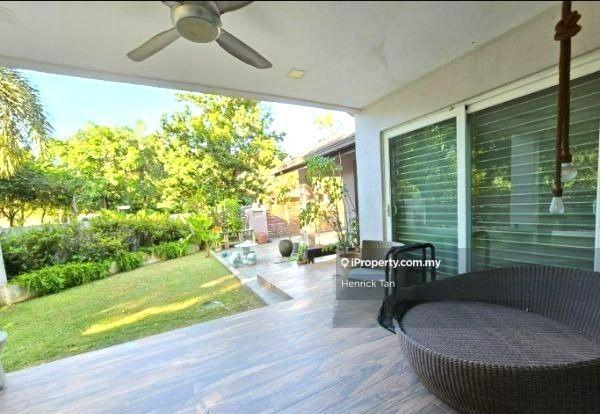 3300sf, Double Storey Corner,Modern Renovated Cost 700k, Gated Guarded