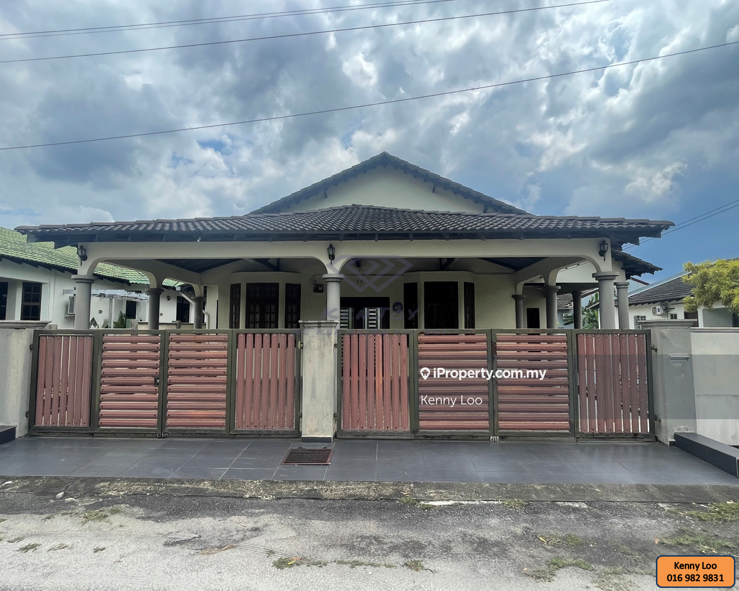 Bukit Setongkol 1 Story Bungalow