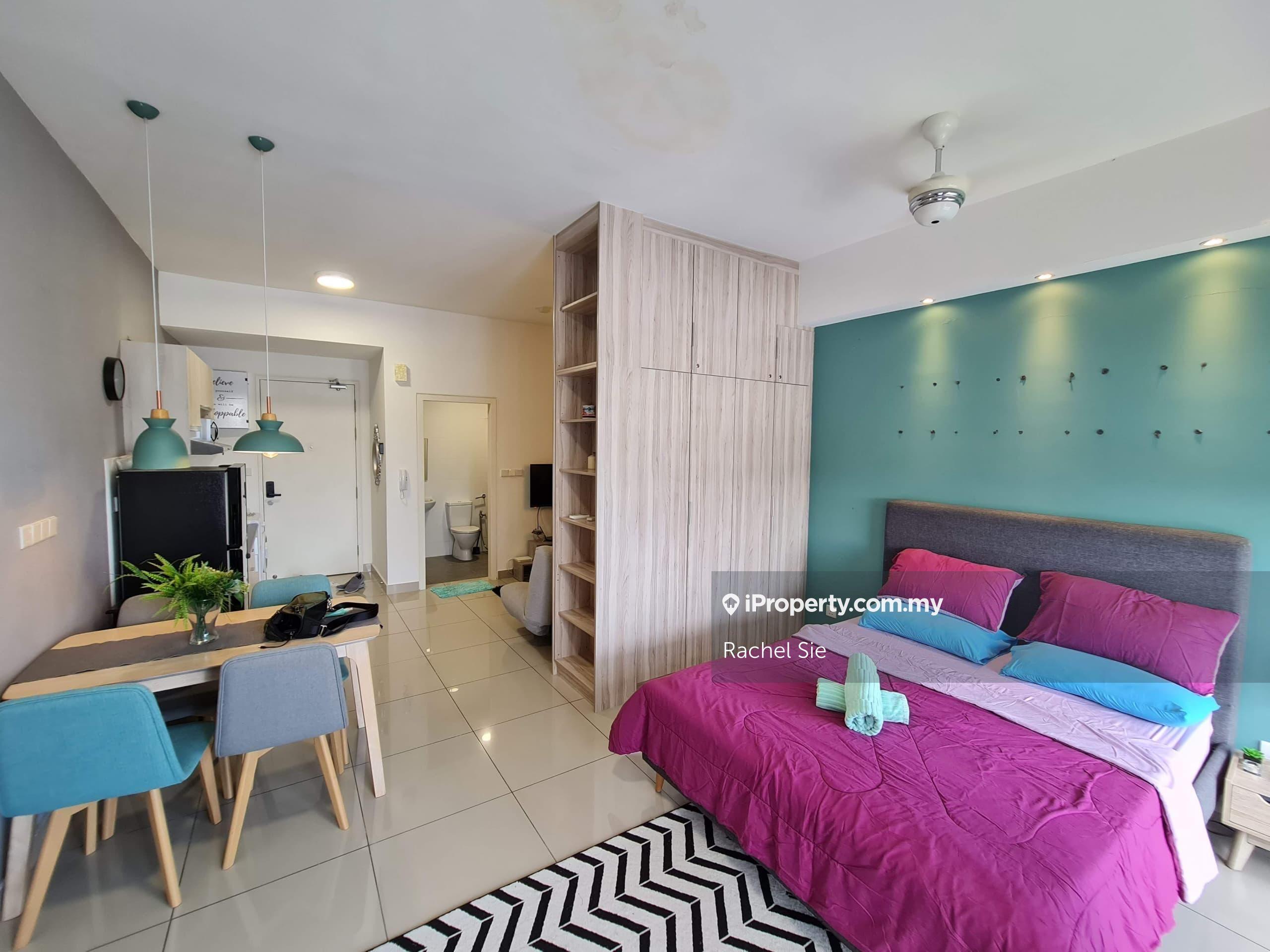 Fully furnish unit