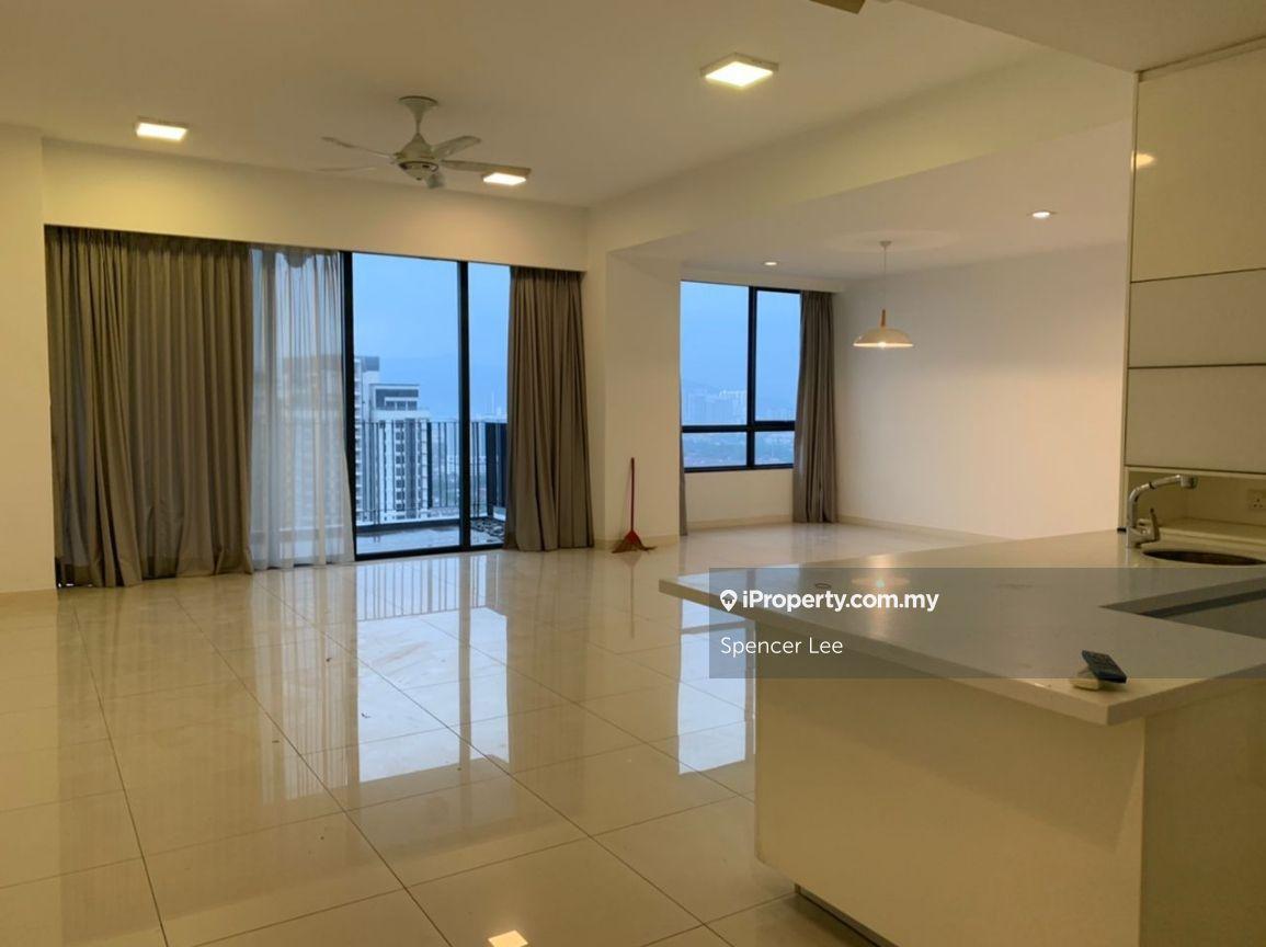 Big size condo for sale, Price can nego