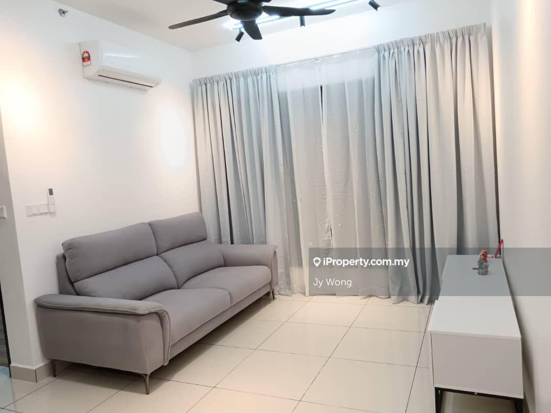 Fully Furnish, Freehold, 815sf, 3 Room, 2 Parking