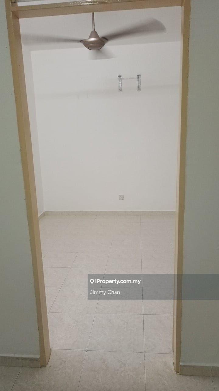 Mentari Court For Sale