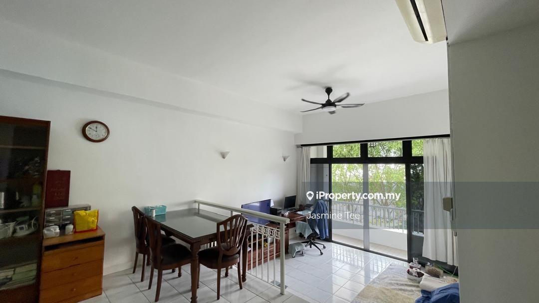 North Point condominium for Sale